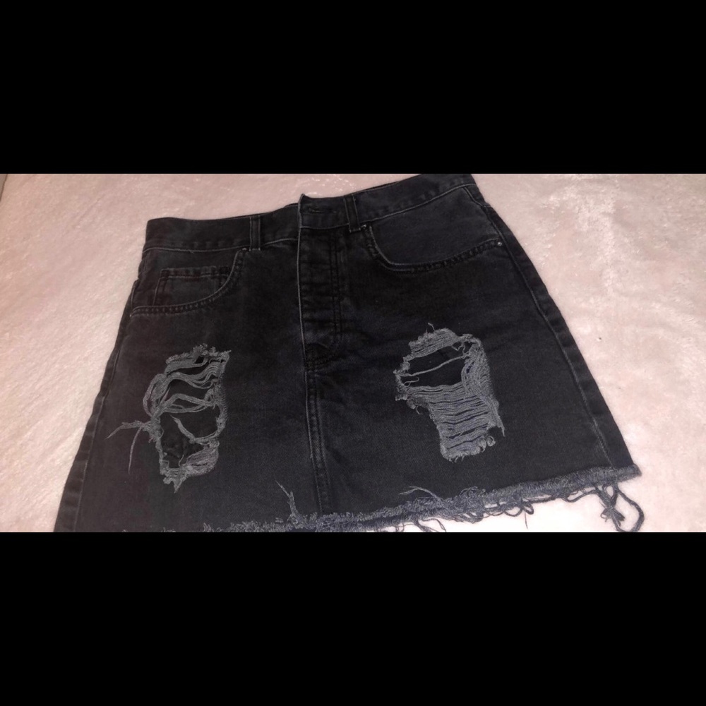 Forever 21 High-Waisted Denim Skirt Black